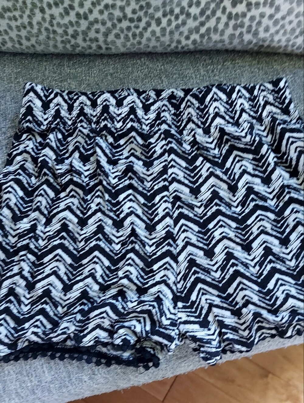 Youth Black & White Zigzag Casual Shorts